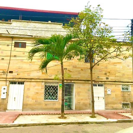 Xavihostel Bucaramanga Buitenkant foto