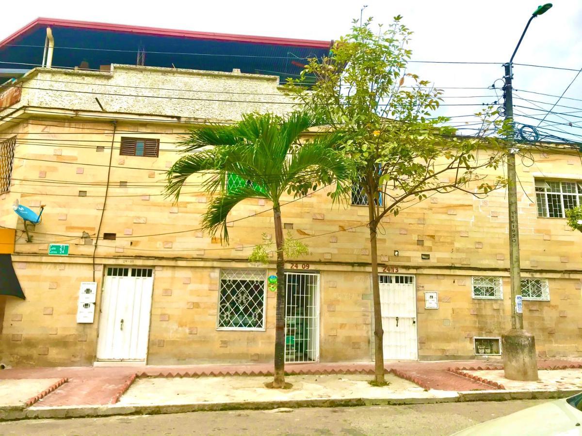 Xavihostel Bucaramanga Buitenkant foto